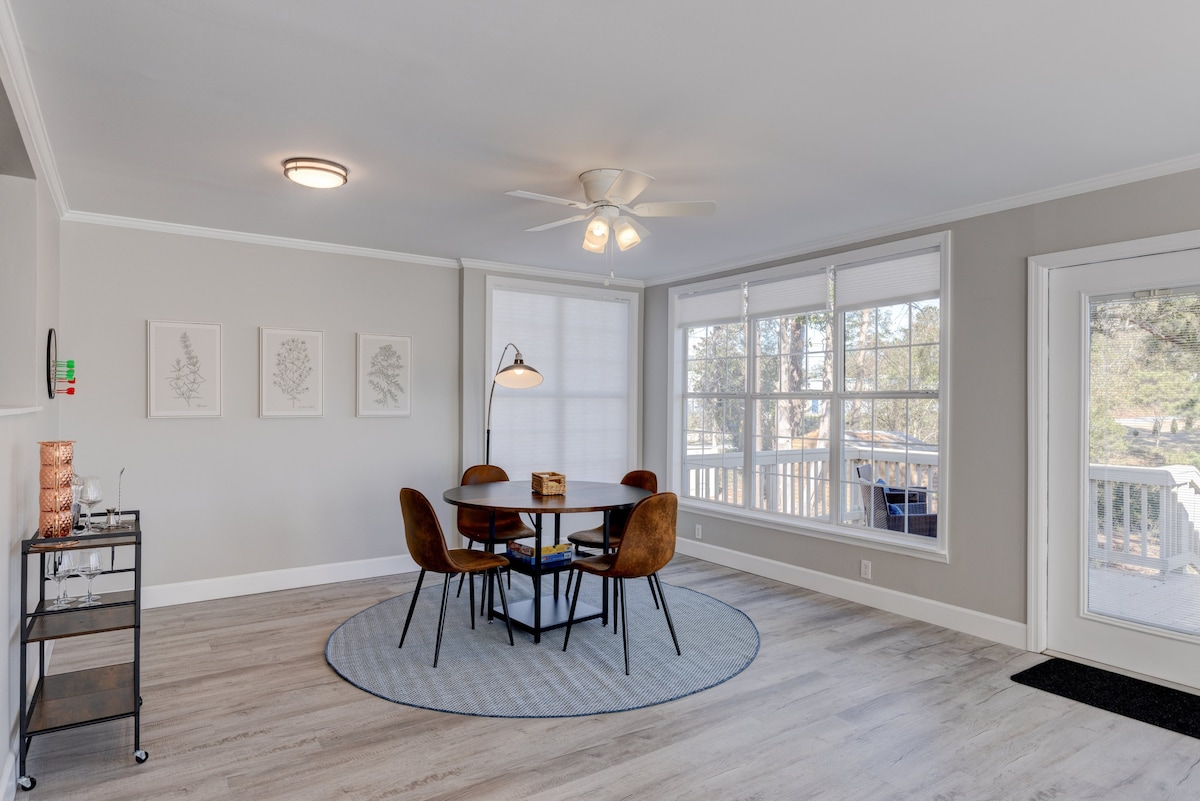Dining area and windows at Tall Timbers Waterfront Oasis